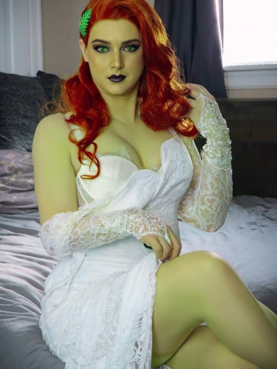Ashley Barron - Poison Ivy bride