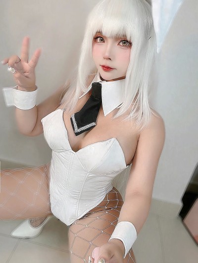Sayo Momo cosplay Naughty Oil Bunny – NIKKE