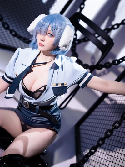 Hoshilily (星之迟迟) cosplay Rem Dog-Eared Police Officer – Re:Zero